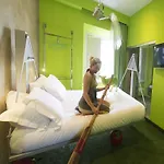 Irooms Station Gæstehus