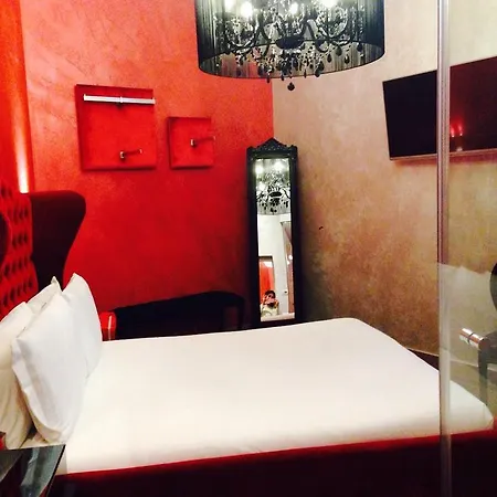 Irooms Station Casa de hóspedes 4*
