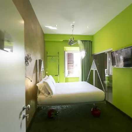 Irooms Station Guest house 4*