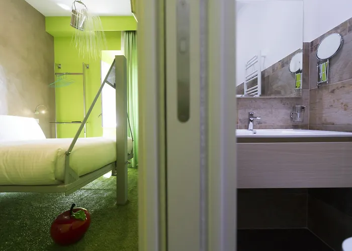 Irooms Station Гостевой дом 4*